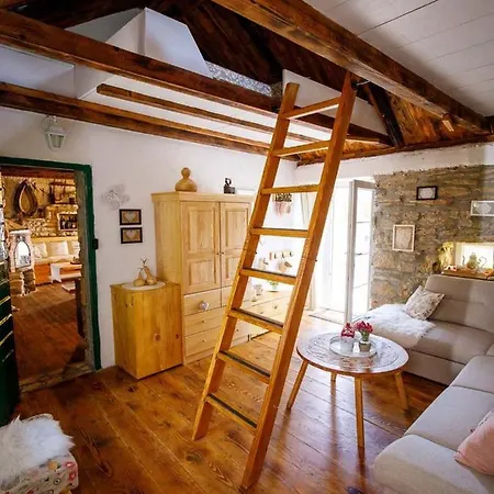 Mala Kuca Promina Seline Ferienhaus Oklaj
