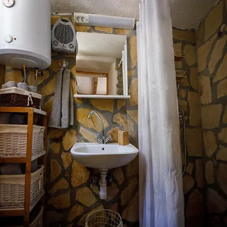 Mala Kuca Promina Seline Ferienhaus Oklaj